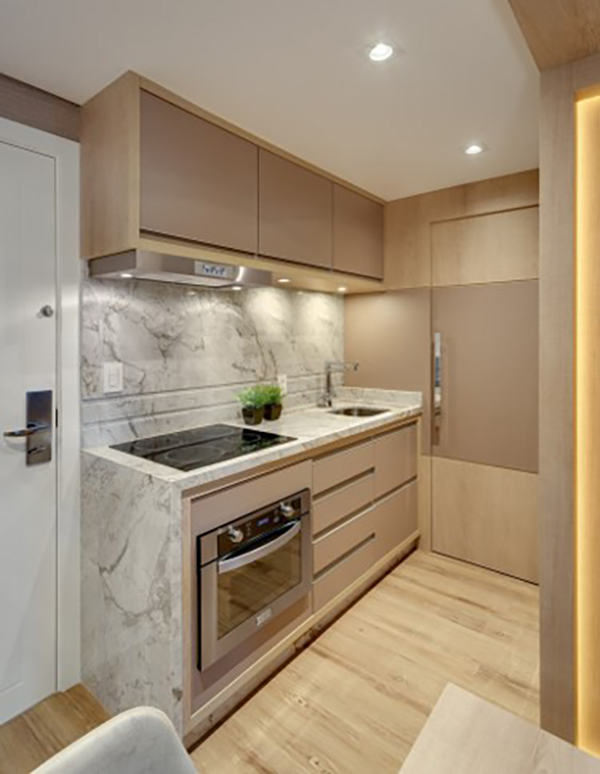 Light-toned kitchen with stone